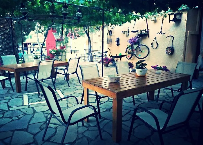 Foteini Guest house 3*