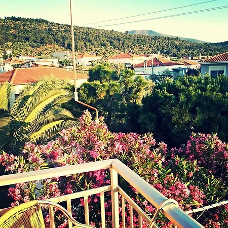 Foteini 3* Skala Sotiros